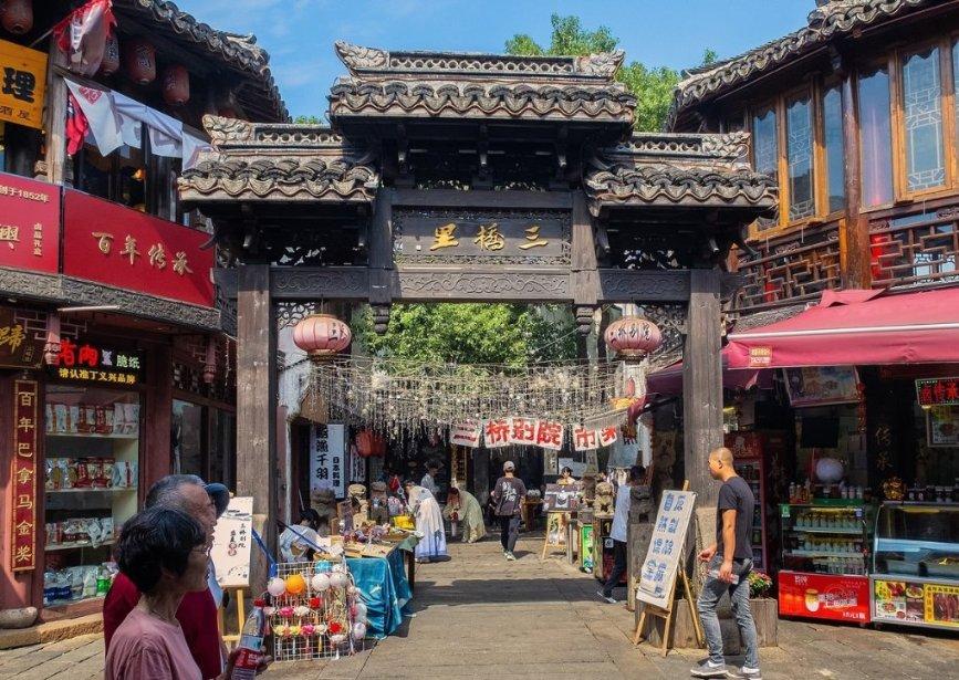共创永续计划，统一石化携手京东养车发布001号产品